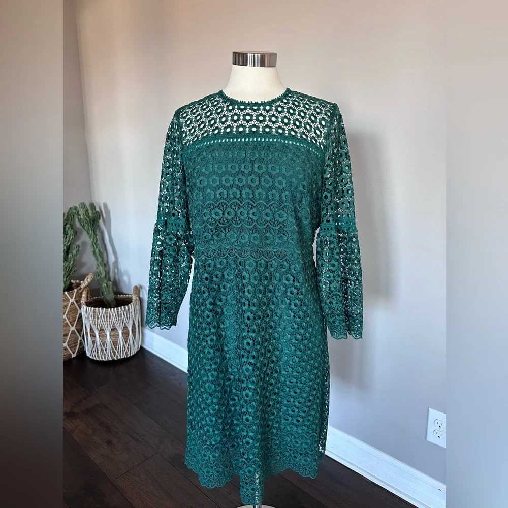 J. Crew Dress Bell Sleeve Daisy Eyelet Lace Crochet Holiday Emerald Green 12 - Picture 4 of 12